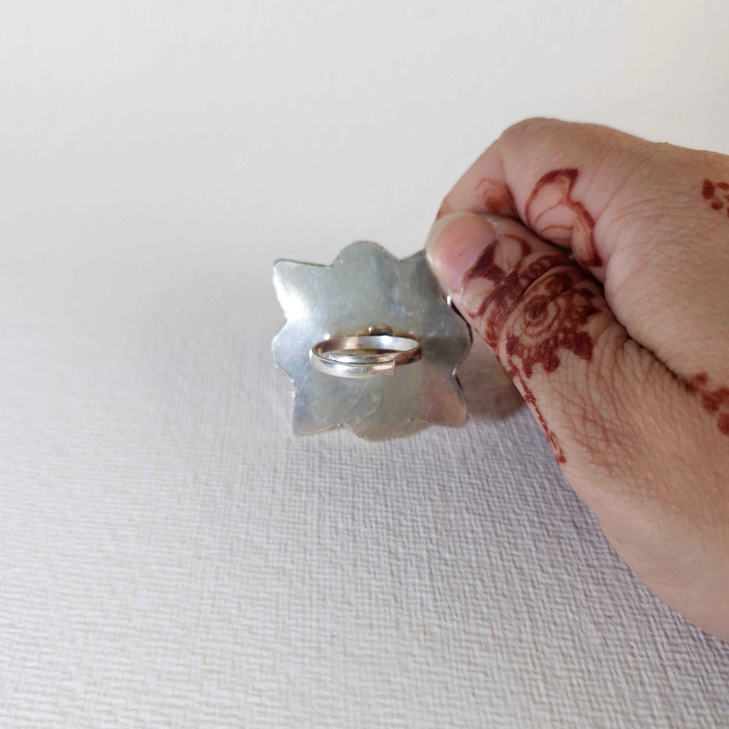 Ruhani Statement Ring - Rubinoo