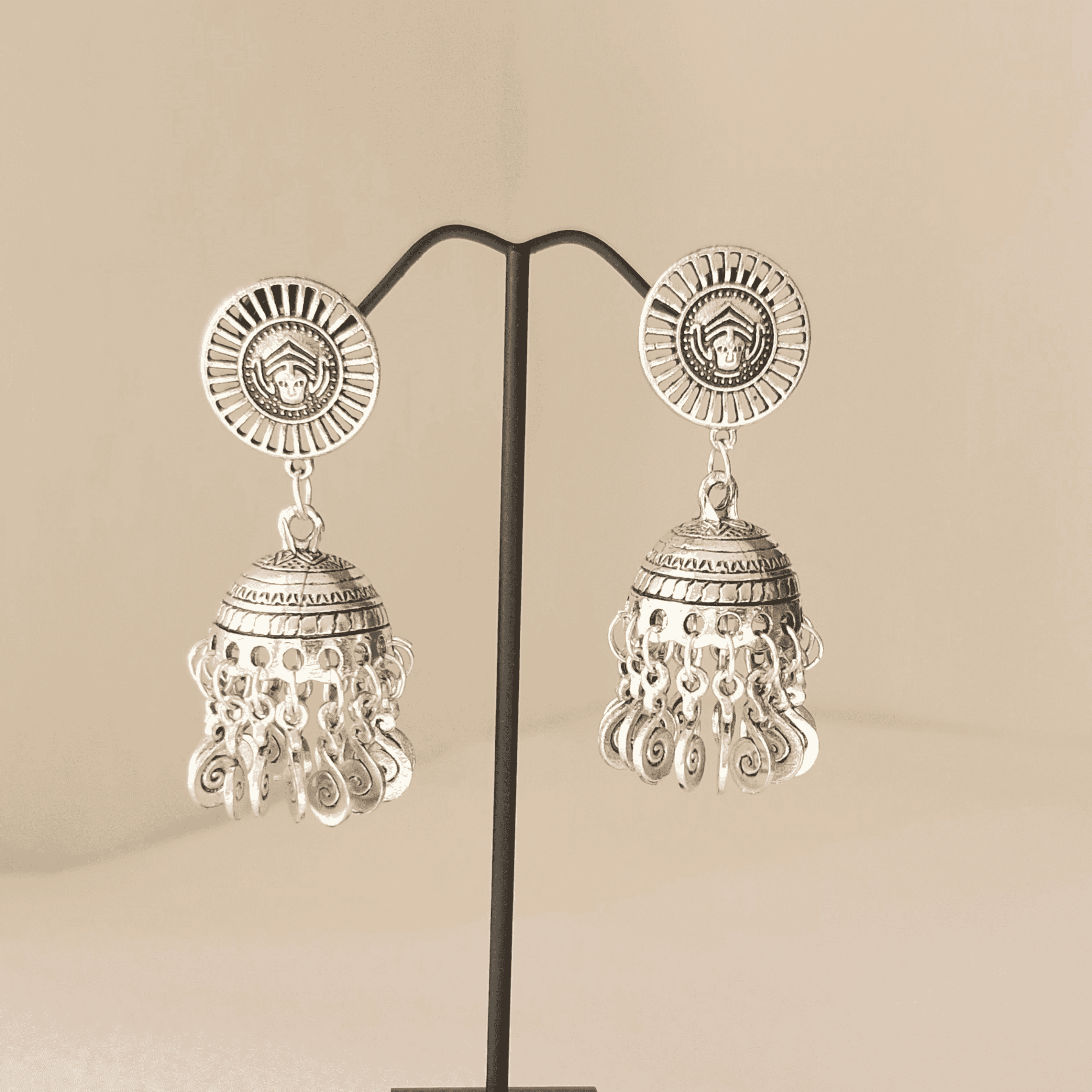 Chitra Jhumka - Rubinoo