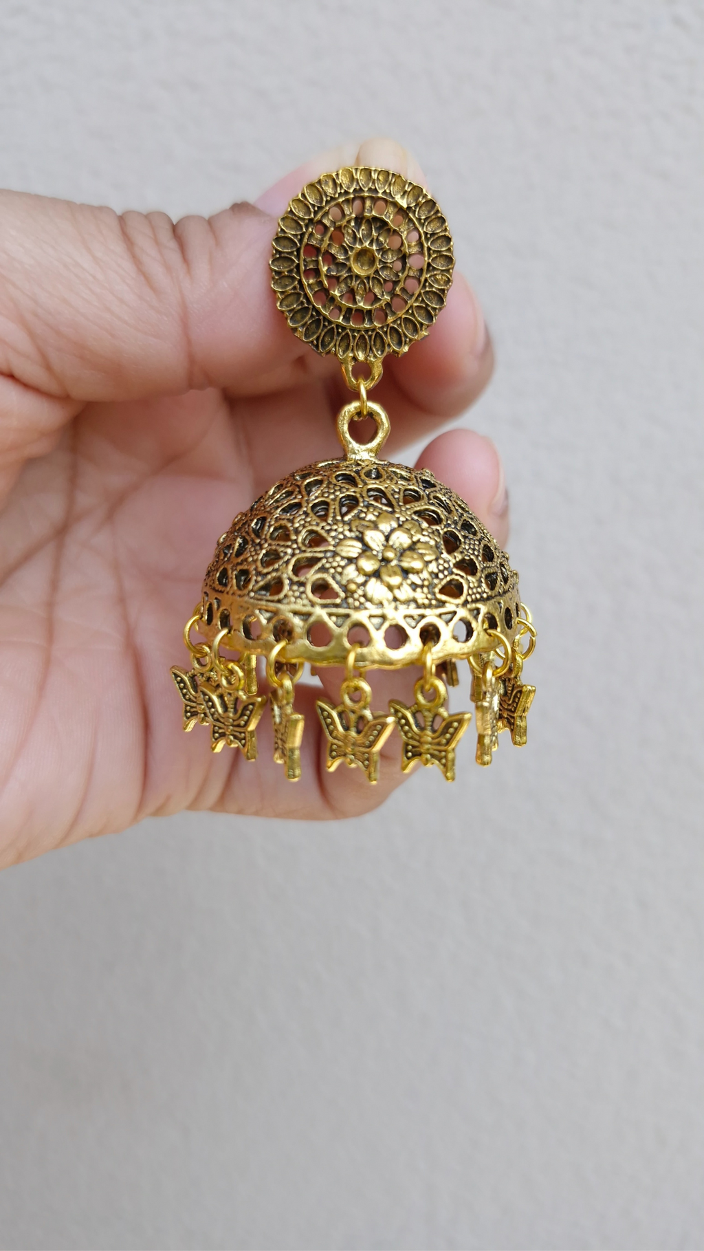 Naveli jhumka